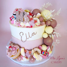 Load image into Gallery viewer, The Boujie Cake