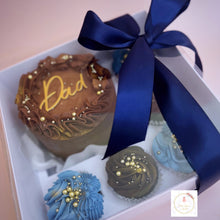 Load image into Gallery viewer, Father&#39;s Day Mini Cake &amp; Cupcakes
