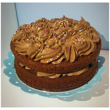 Load image into Gallery viewer, Family Size Signature Cake
